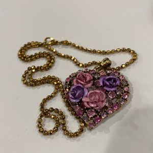 Heart floral necklace
